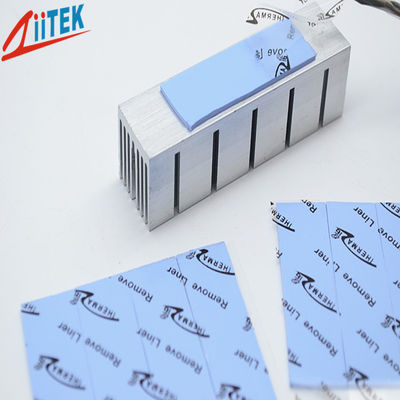 niebieski 5,0 W / mK ultra miękki wypełniacz szczelinowy TIF100-50-05E z warstwą samoprzylepną z gumy silikonowej od -50 do 200 ℃