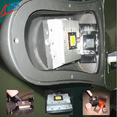 Smar termoprzewodzący -45 ℃ - 200 ℃ nigdy suchy 0,009 ℃ -w² / W przy 50 psi (344 KPa) Olej silikonowy wypełniony tlenkiem metalu
